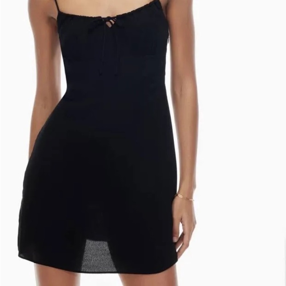 Aritzia Wilfred Bellow Mini Dress Black